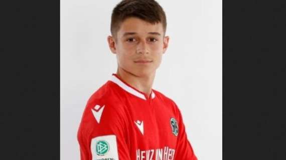 Quando i talenti italiani sfondano all'estero: il sedicenne Tresoldi fa impazzire l'Hannover a suon di gol