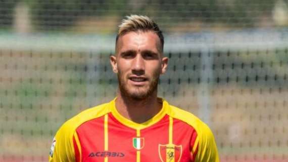 Due neopromosse in pressing sul fantasista Giampaolo ex L'Aquila