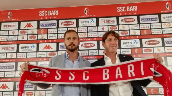 Bari, mister Mignani si presenta: «Non invento calcio, vorrei essere considerato un allenatore concreto»
