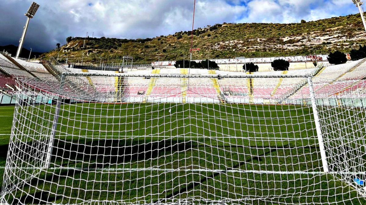 ll Messina cede in casa contro il Savoia: gli oplontini sono nuovamente al comando del girone I