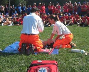 Giornata dedicata all'uso dei defibrillatori. Un impianto in ricordo di Giorgio Castelli 