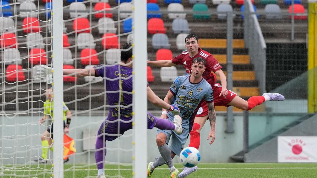 Rimonta da capogiro: Persano fa esplodere Teramo, UniPomezia beffato dopo il vantaggio