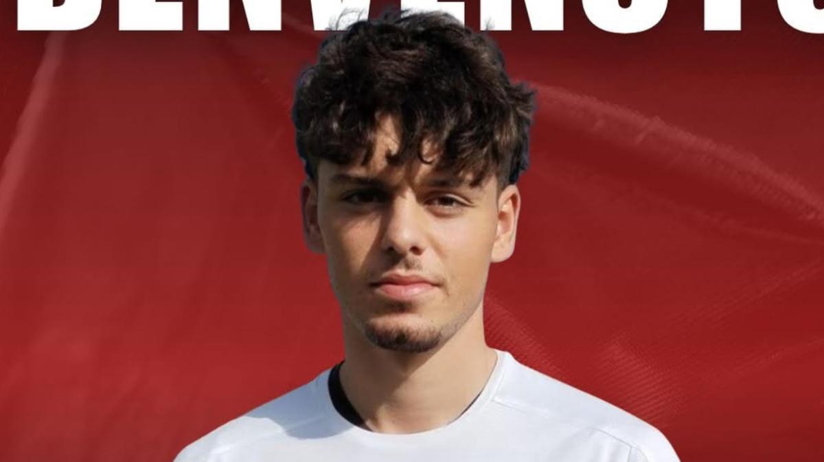 Del Rosso torna a casa: la Lucchese riabbraccia il centrocampista cresciuto nel vivaio rossonero