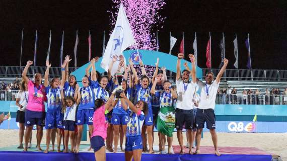 Beach Soccer - Sotto le stelle di Castellammare, Lady Terracina conquista la Coppa Italia Q8