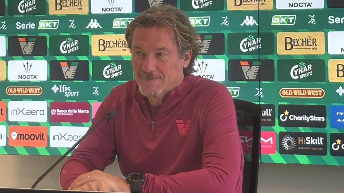 Stroppa sfida il Frosinone e avvisa i nuovi: «Il mercato? I voti si danno alla fine, ora pensiamo solo a vincere»