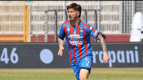 Del Fabro dice addio al Catania: il difensore torna ad Arezzo