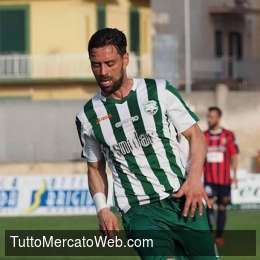 Potenza, due piste portano ad un nuovo bomber
