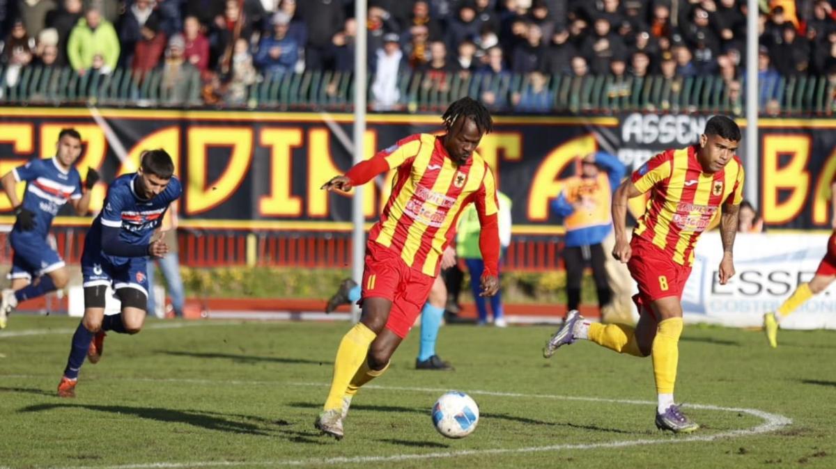 Serie D, il punto sul girone I: Igea Virtus, prova di forza: Samake lancia la fuga. Il Savoia frena, Palermo e Reggina accorciano