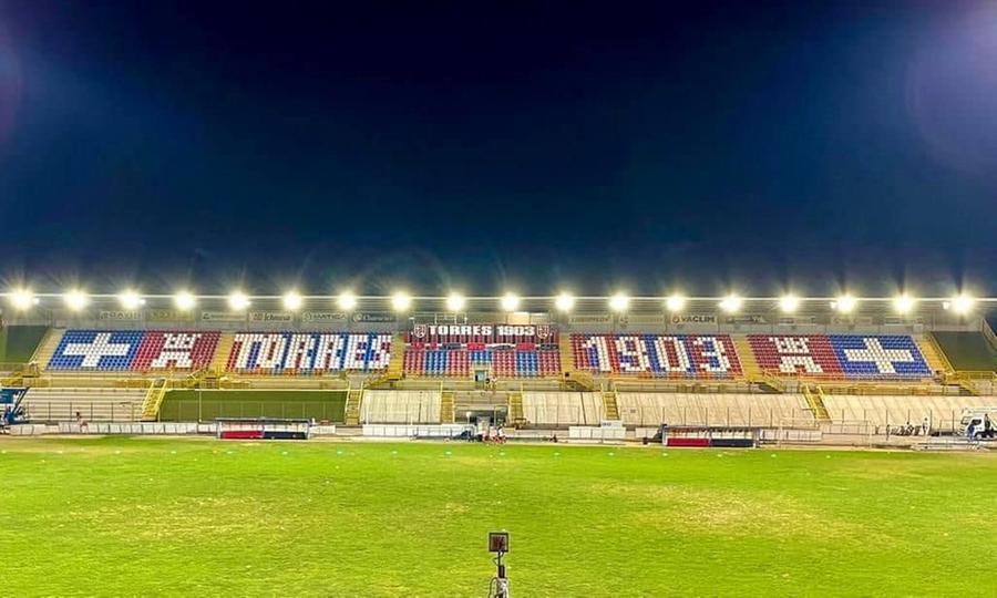 Torres, via ai lavori al Vanni Sanna: pronto il nuovo manto erboso