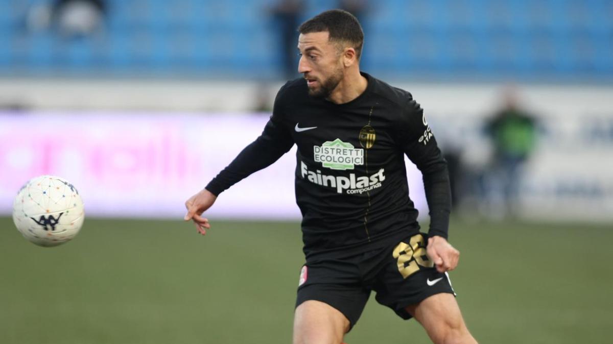 Svincolati - Occasione d'esperienza: libero un esterno offensivo con 24 reti tra i professionisti