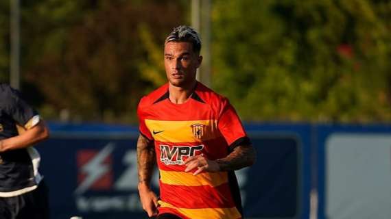 Il Benevento ritrova i pezzi in vista dell'Atalanta U23, con buone notizie dall'infermeria e l'occhio sul mercato