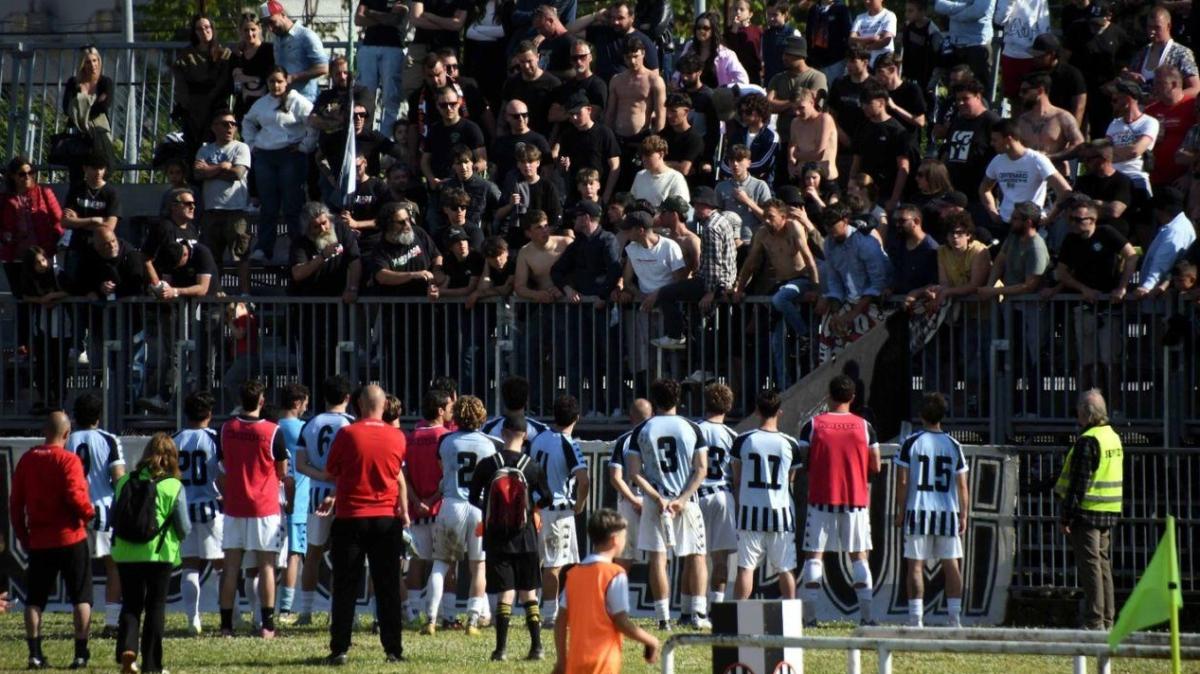 Violenza nei Dilettanti: aggressione negli spogliatoi al termine di Massese-Sporting Cecina