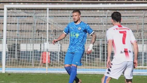 Teramo e L'Aquila si fiondano su un 27enne difensore che ha chiuso al 2°posto il suo campionato