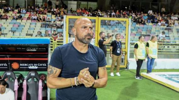 Carrarese, mister Calabro: «Avrei preferito sfidare l’Avellino solo perché...»