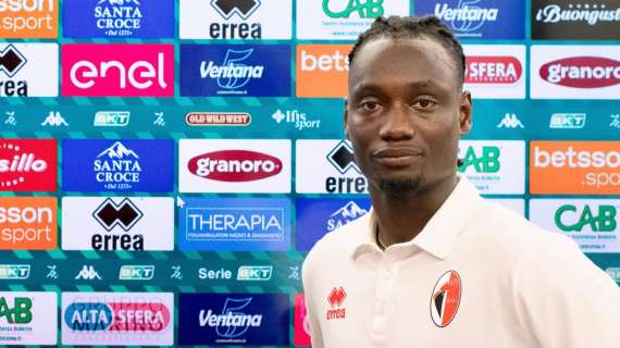 Bari, la gioia di Darboe in biancorosso: «Sono felicissimo»