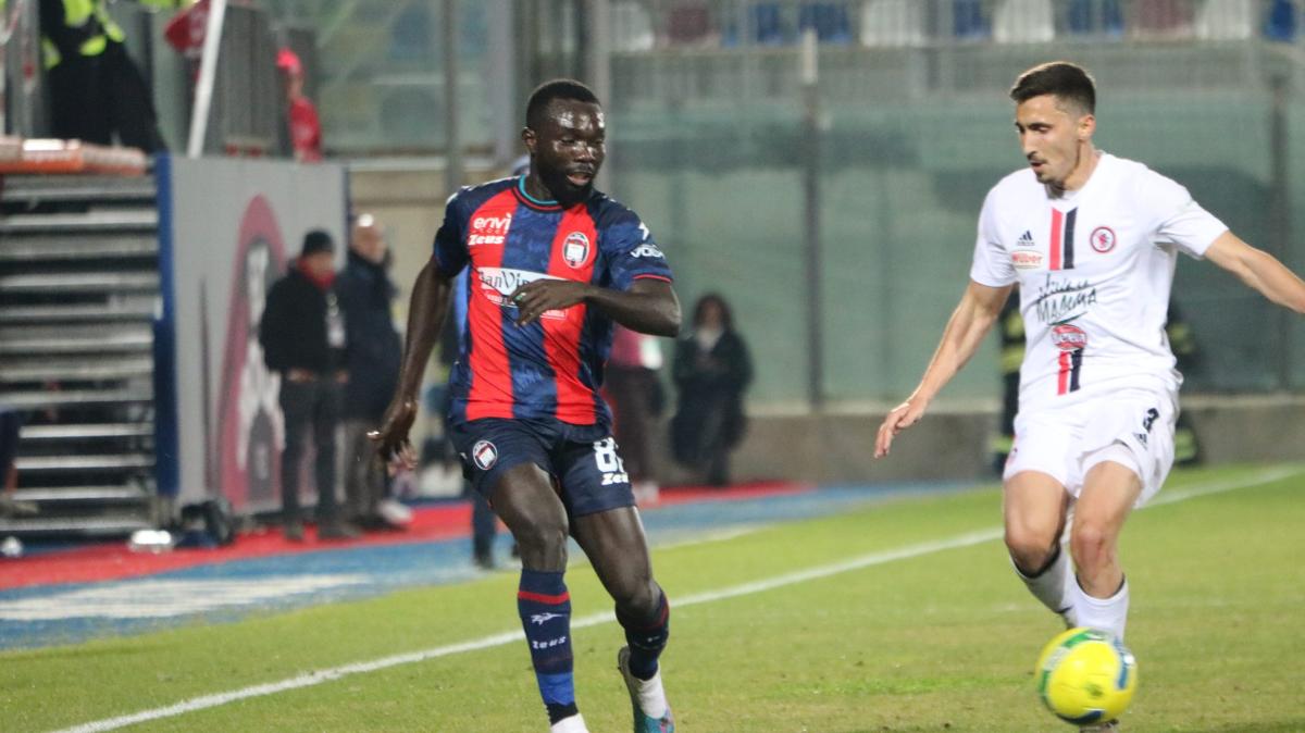 Catania scatenato sul mercato: nel mirino il top player della Cavese 