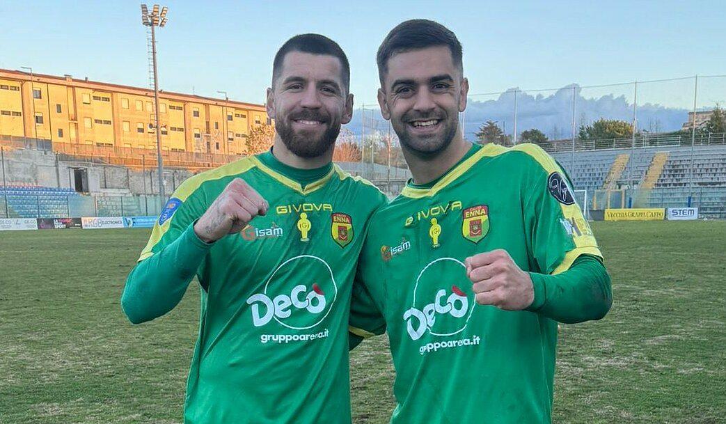 Dadic devastante a Vibo: doppietta del capitano e tris Enna, i gialloverdi volano in classifica