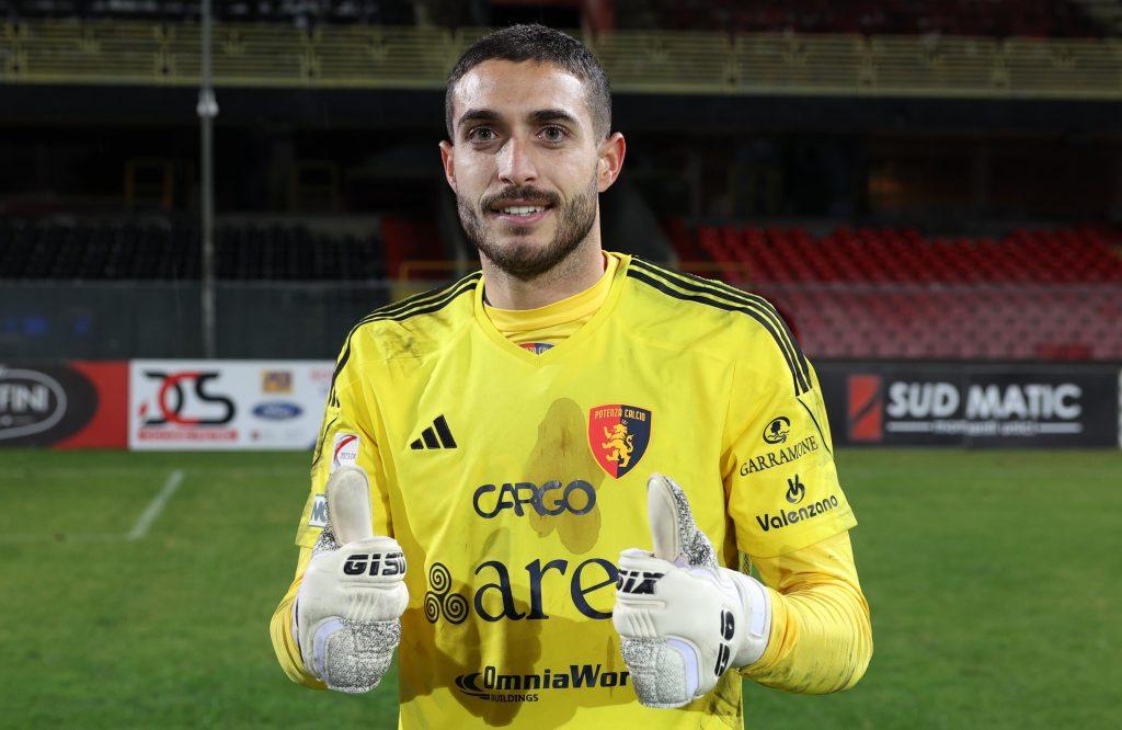 Il portiere dei miracoli resta all'Altamura: i dettagli del rinnovo