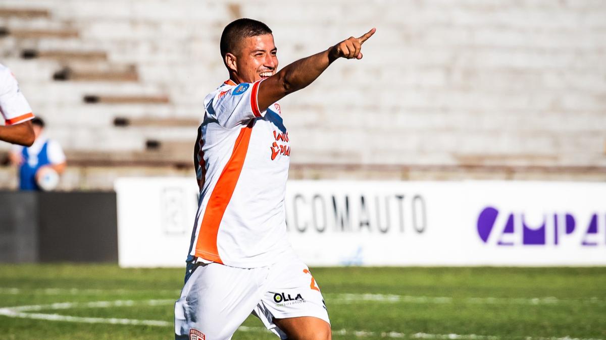 Pistoiese, è subito festa: una perla su punizione stende l'Imolese, buona la prima per il nuovo mister