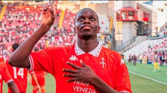 Cremonese, Monza e Juve Stabia su un calciatore della Triestina. Ma servono due milioni