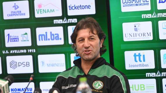 Avellino, Rastelli: «Sappiamo che serve un difensore, è un giocatore che stiamo ricercando»