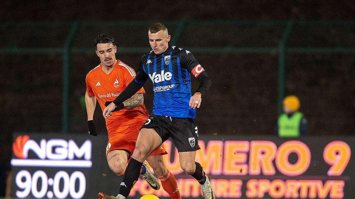 I "cattivi" del Girone A: la classifica dei cartellini tra foga e necessità tattica