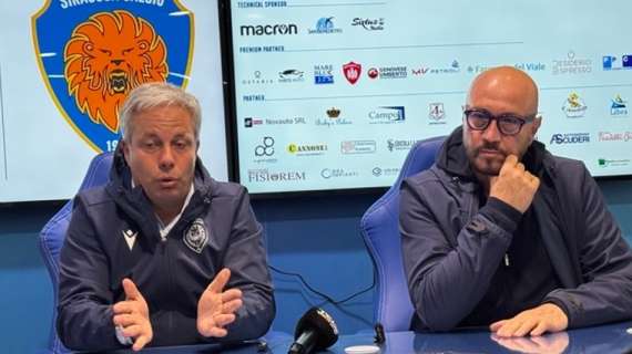 Siracusa, Ricci: «Questo mi lascia francamente deluso». Zenga: «Discussione che non porta a niente»