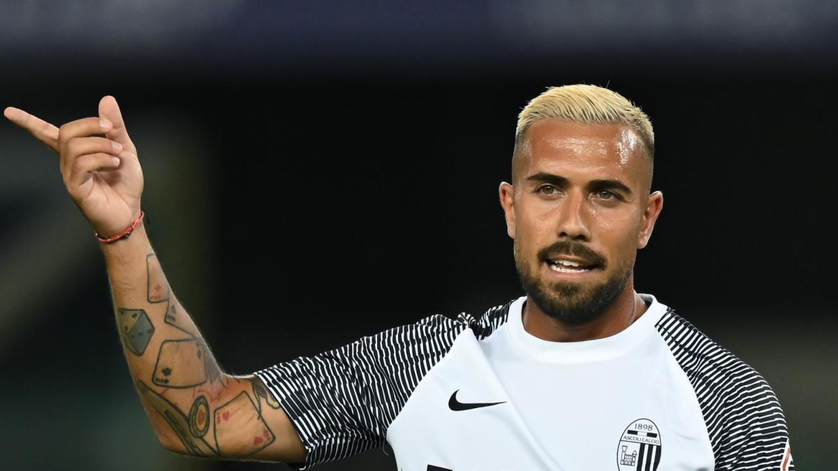 Falzerano saluta il Monopoli: risoluzione consensuale per il centrocampista