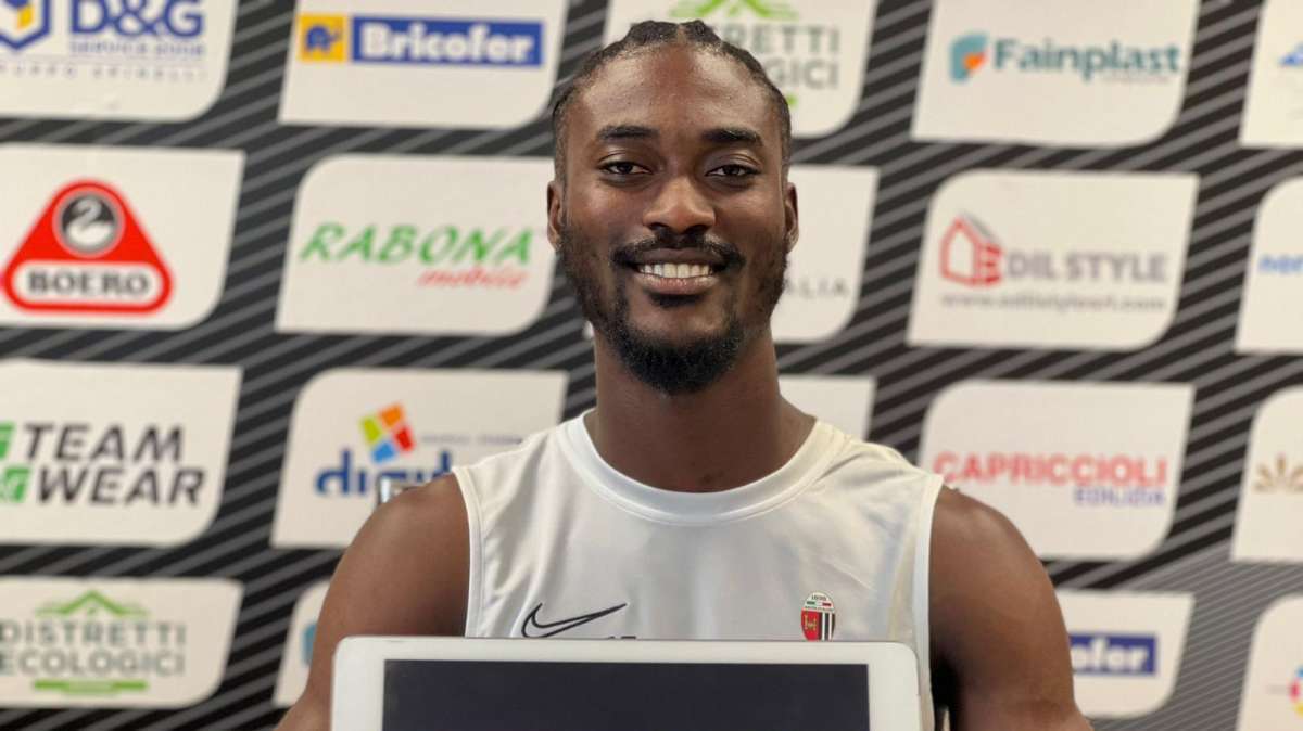 Bari alla ricerca di rinforzi offensivi: Gondo nel mirino, ma l'operazione si complica