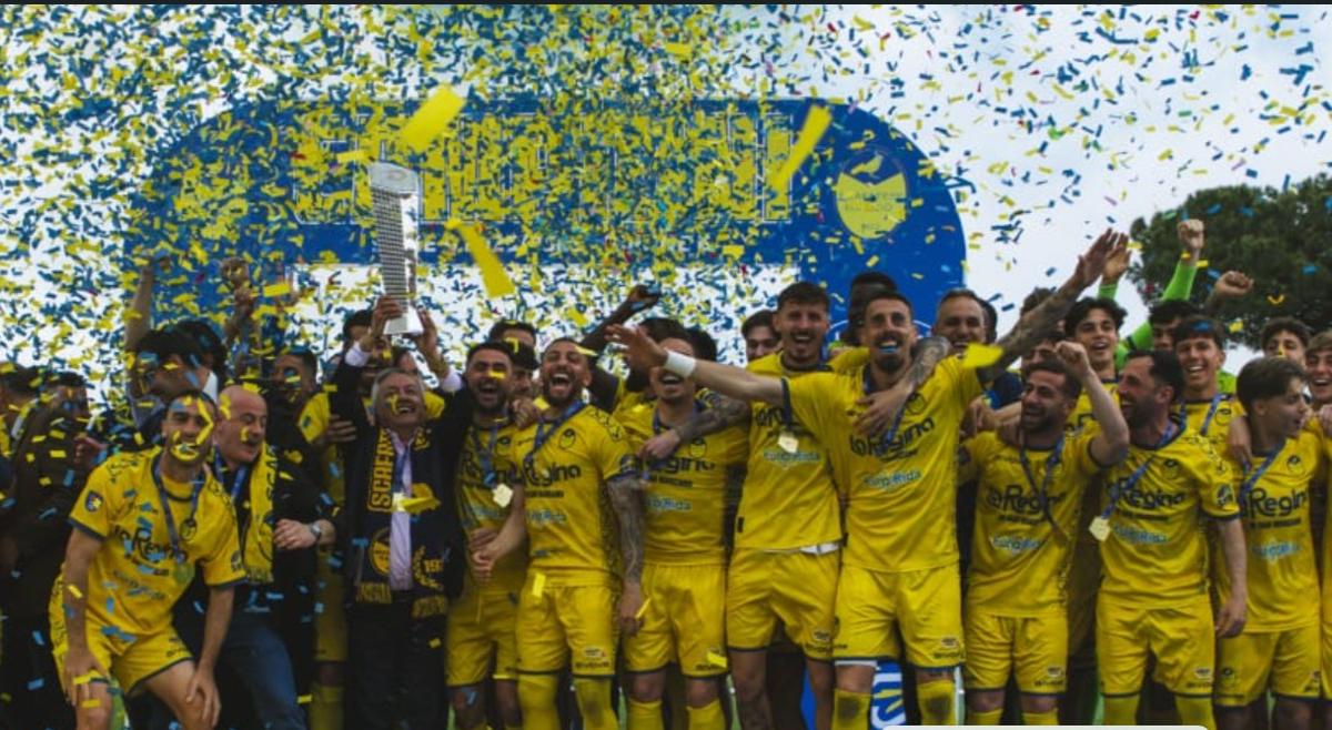 Apoteosi a Scafati: 4-1 all'Olbia nel giorno della premiazione, Volpicelli show!