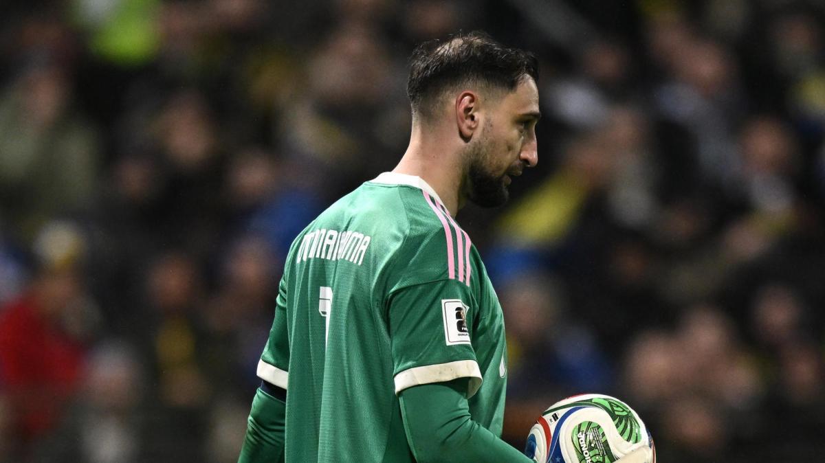 L'Italia riparte dal dolore. Donnarumma: «Qui per dare una mano»