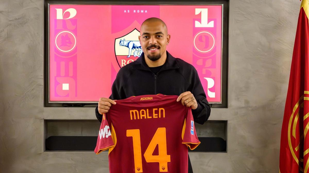 Roma, Malen è giallorosso: l'olandese arriva in prestito con diritto di riscatto