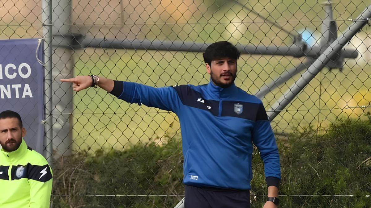 Casoria, ribaltone in panchina: esonerato Imparato dopo il ko con il Mondragone