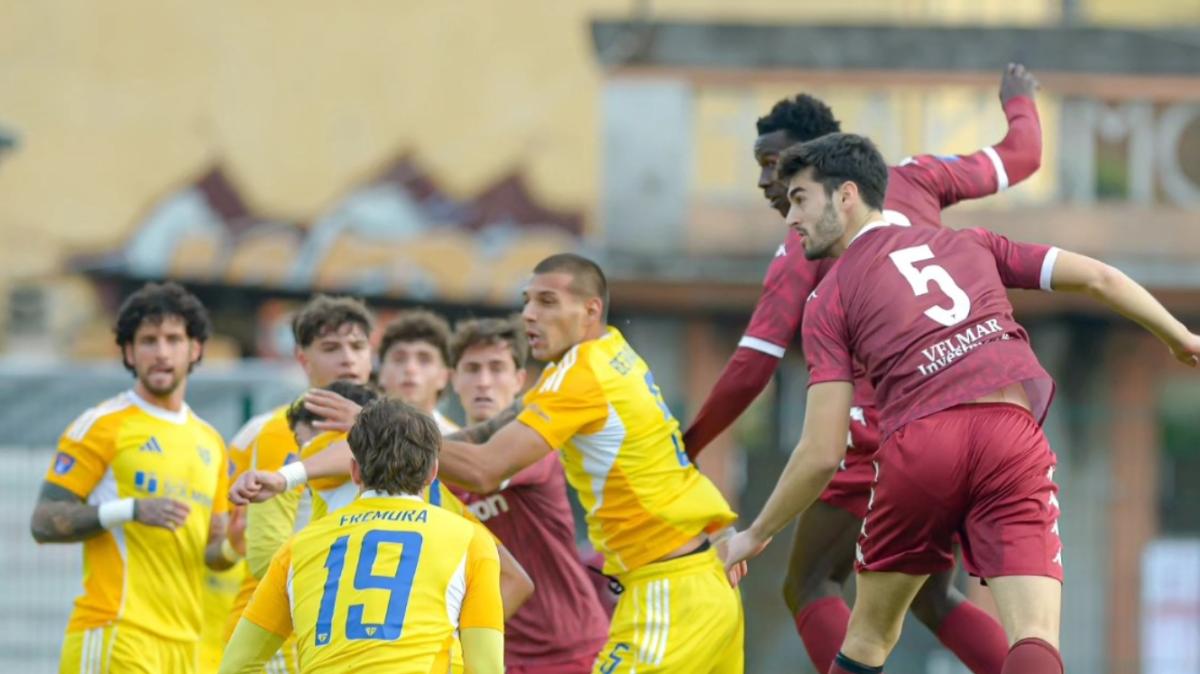Serie D, il punto sul girone E: soliloquio Grosseto, furia Tau. Le gerarchie al giro di boa