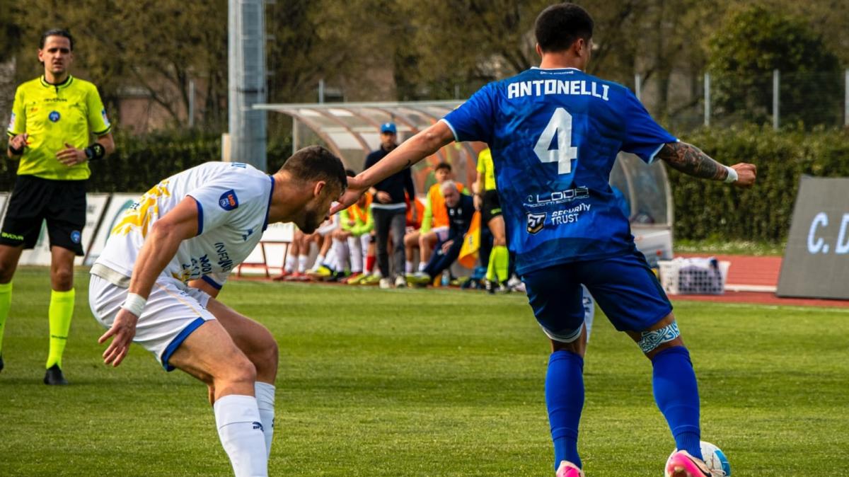 Serie D, il punto sul girone D: il Desenzano non molla, Pistoiese a valanga. Bagarre in coda