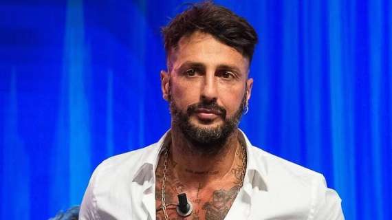 Fabrizio Corona: «Calcioscommesse? Come la cocaina. Il 40% dei calciatori scommette...»