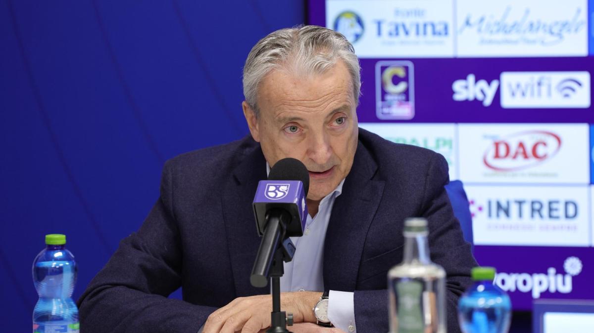 Brescia, Pasini all'attacco: «Il vostro presidente sta lavorando su più fronti, staff medico e fisioterapisti vanno rivisti»