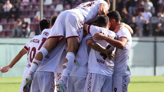 Amaranto di carattere: la Reggina espugna Paternò con la firma di Adejo