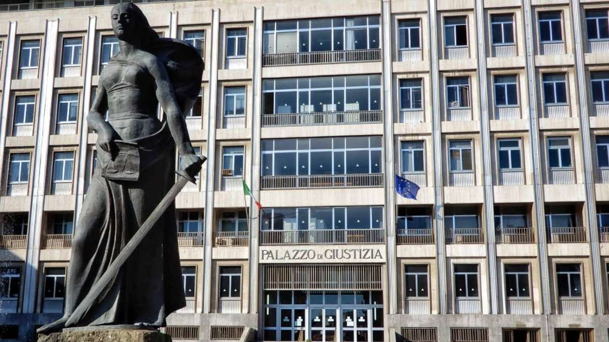 Foggia, caos totale: spunta la decisione del Tribunale che blocca il mercato