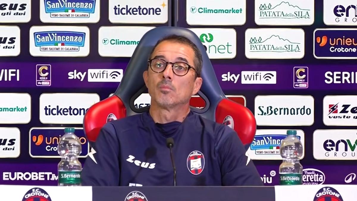 Crotone, esame di maturità al "Massimino". Longo sfida la capolista: «Serve la perfezione, ma abbiamo fame e coraggio»