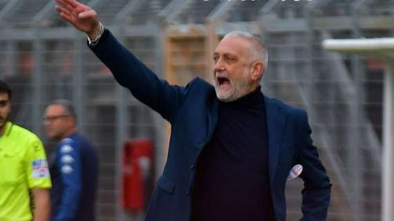 Fc Rieti, una stretta di mano per dirsi addio: via Ferazzoli