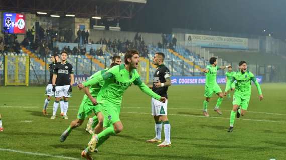 La Giana Erminio scrive la storia: battuto l'Avellino 3-0