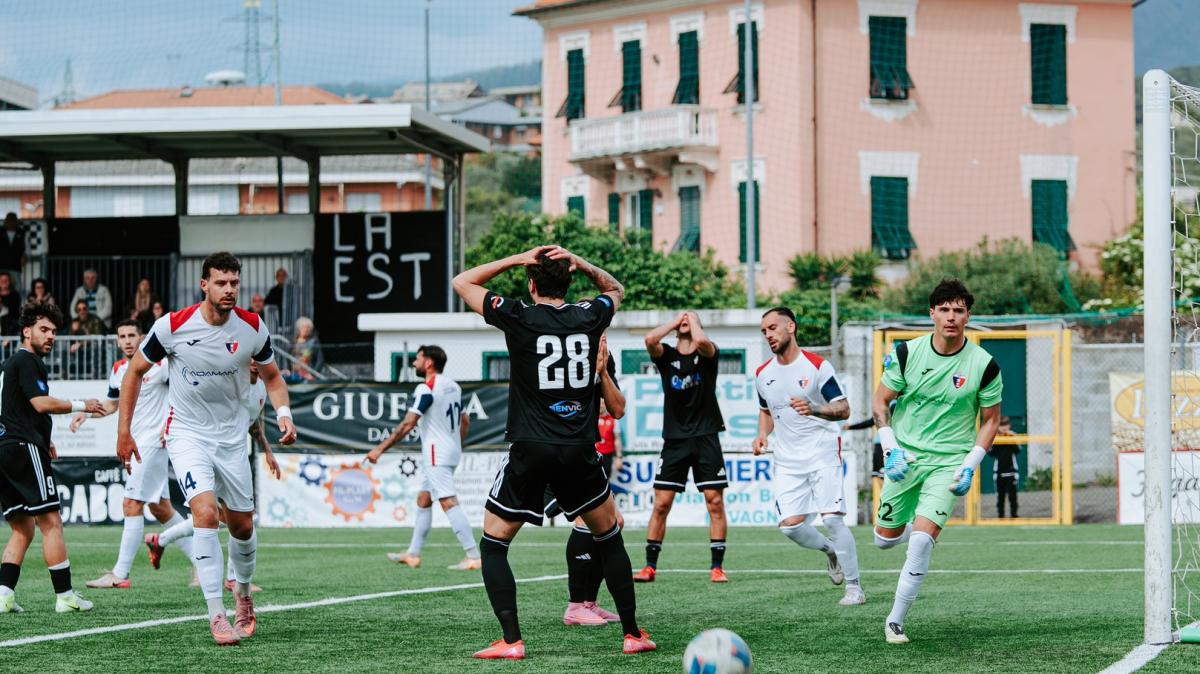 Lavagnese, cuore a pezzi: cade il record della Serie D, si riparte dal massimo torneo regionale