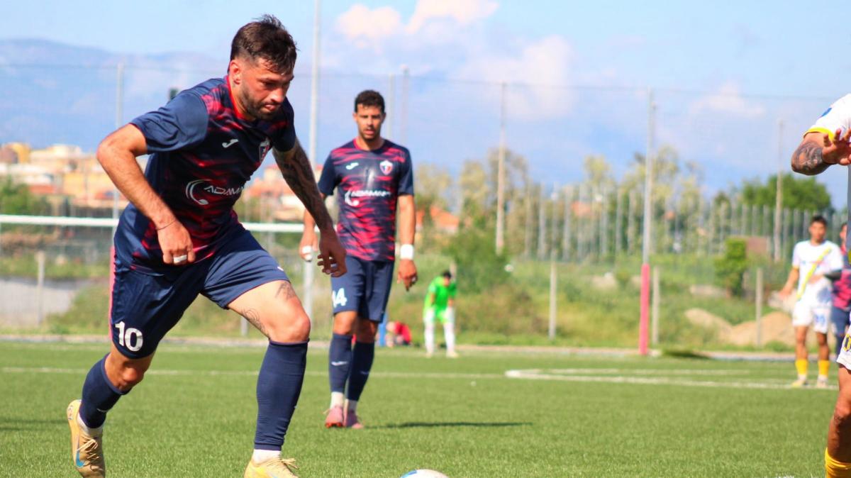 Serie D, il punto sul girone A: il Vado vede la C, il Ligorna non molla. Lavagnese retrocessa