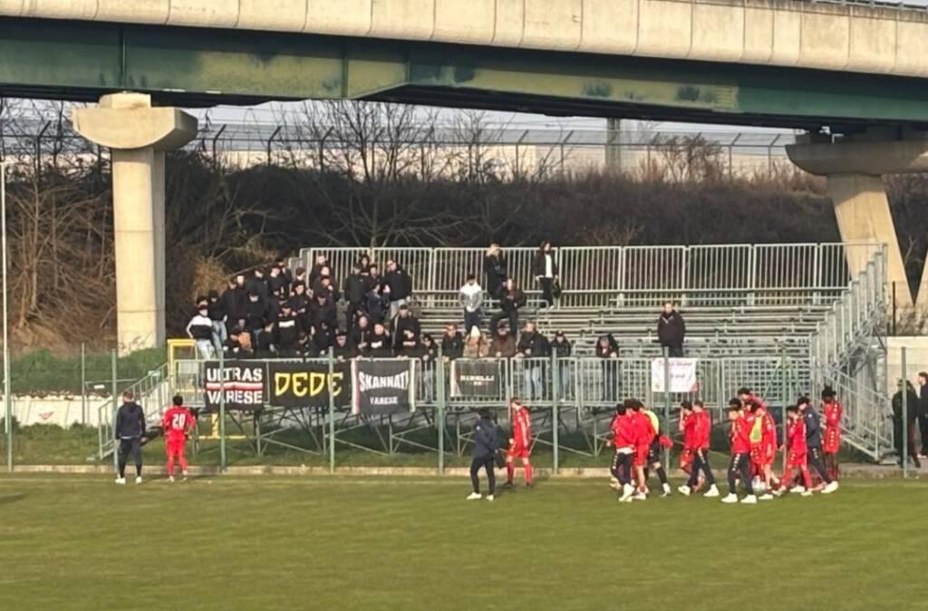 Varese, disastro totale: l'ultima in classifica ne fa tre e scatta la contestazione