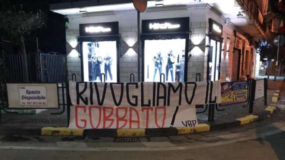 Pomigliano, striscioni in città: "Ridateci il Gobbato!" 