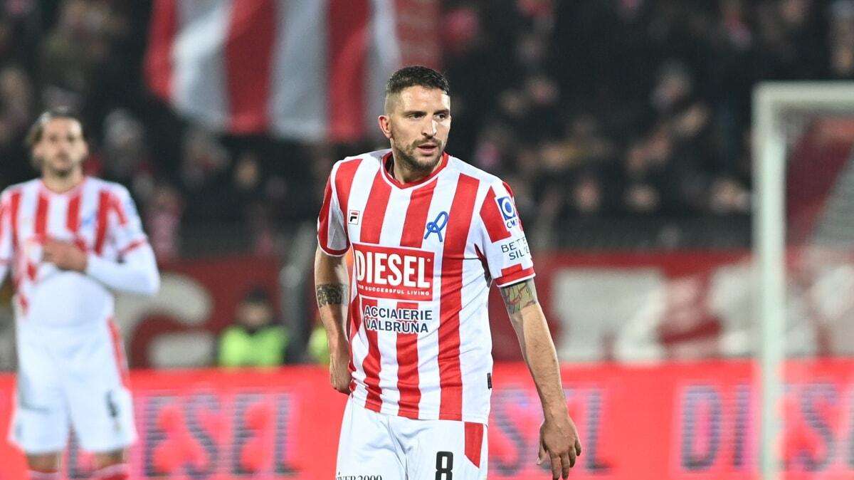 Colpo grosso a centrocampo: la Pistoiese pesca dal Grosseto, arriva Della Latta