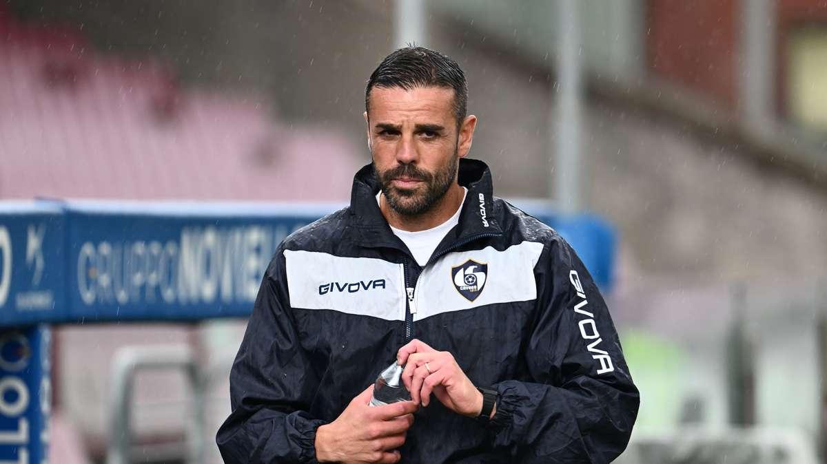 Giugliano-Cavese 0-0, Prosperi polemico: «Episodio del rigore ridicolo, sempre puniti con leggerezza»
