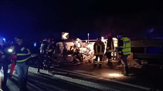 Tragedia Foggia: tre tifosi morti al ritorno dalla trasferta di Potenza