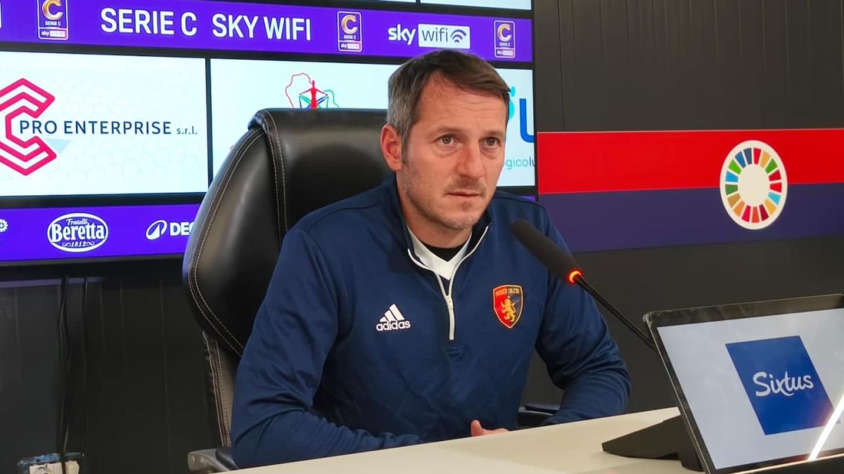 Potenza, De Giorgio lancia la sfida al Sorrento: «Emergenza in attacco, ma l'intensità non si tocca»